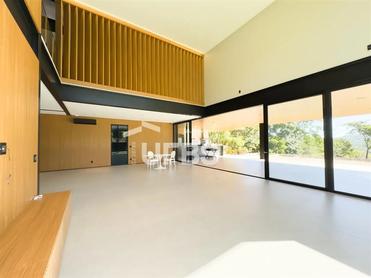 Sobrado Aldeia do Vale - Com 648,00m² - Casa nova - Foto 4
