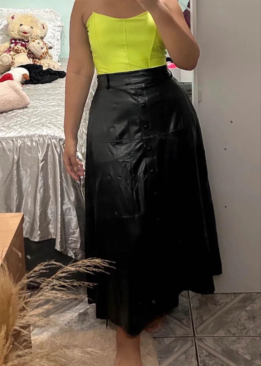 Saia courino longa preta