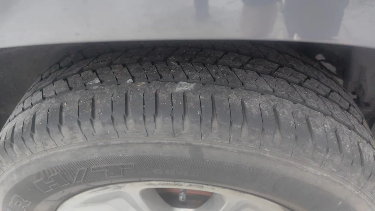 Roda com pneu Renault duster - Foto 5