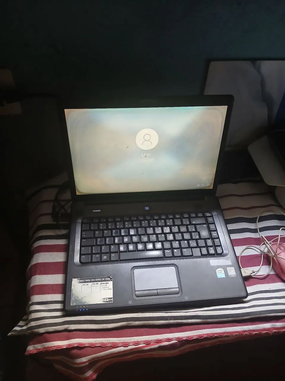 Notebook compaq problema na tela.  - Foto 3