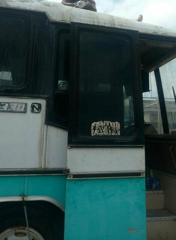 Ônibus Mercedez Benz 350