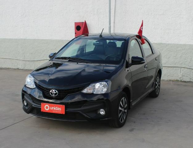 Toyota Etios - Foto 2