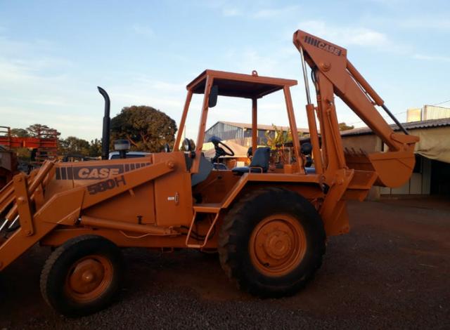 Retroescavadeira KASE 580 H 1994