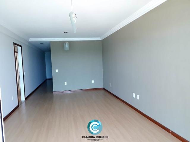 Belíssimo 04 quartos, frente para o mar, com ótima localização!! - Foto 4