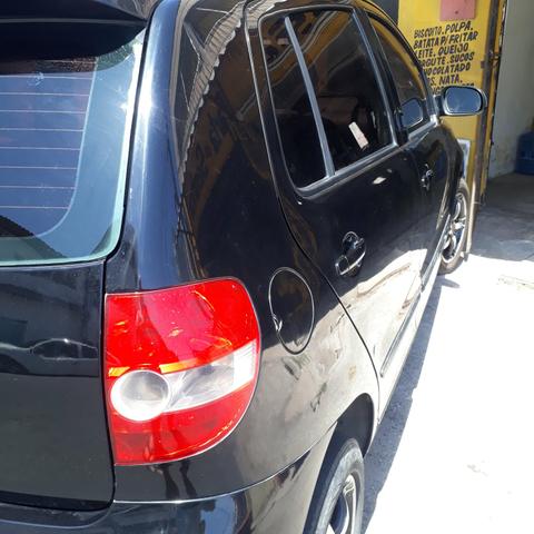 Vendo fox preto 2008/2009 completo doc. em dias transferencia na mao - Foto 3