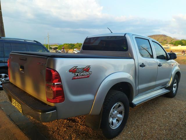 Hilux CD 4X4 2013/2014 Manual - Foto 3