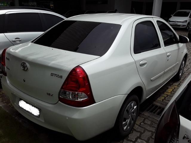 Etios 1.5 X sedan 2017 falar com Felipe - Foto 6