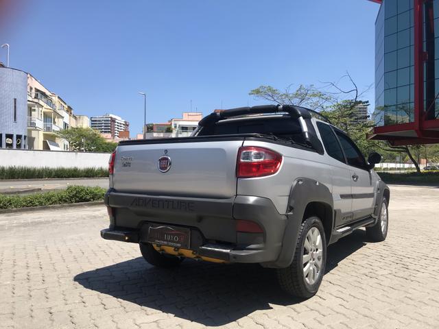 Fiat Strada Adventure cd 3 portas automática 1.8 flex com GNV completa - Foto 6