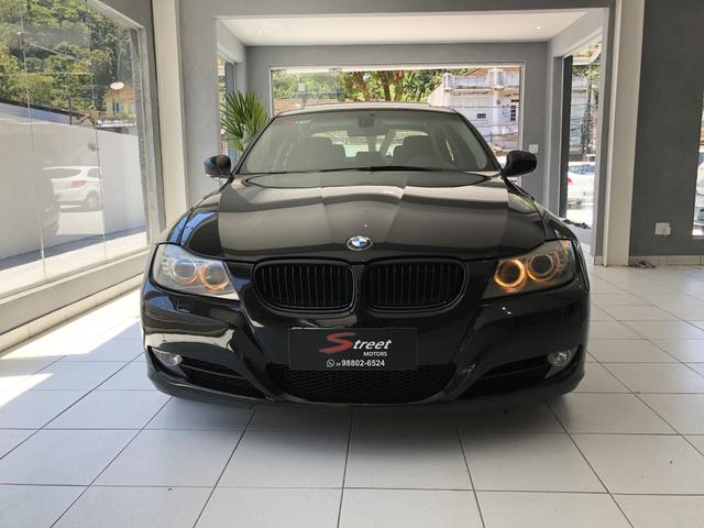 BMW 320i 2011 Top + All black , sem detalhes - Foto 6