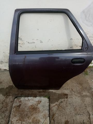 Porta traseira esquerda fiesta 1996 a 2003