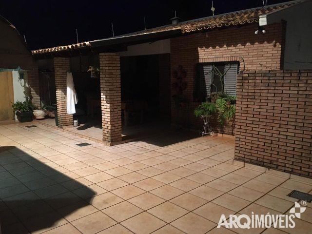 8045 | Sobrado à venda com 5 quartos em JD LIBERDADE, MARINGÁ