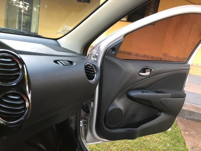 Vendo Etios Sedan XS completo - Foto 7