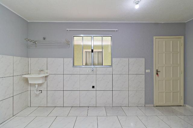 Apartamento ótimo, próximo ao terminal pinheirinho em frente ao mercado condor - Foto 4
