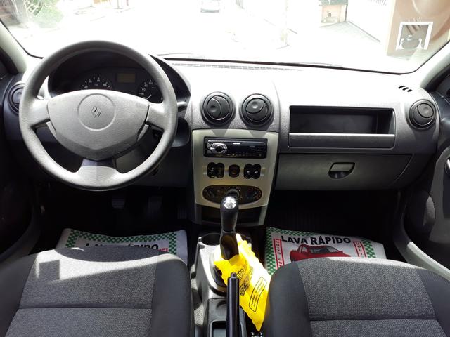 Logan 1.6 Completo _ Carro muito Novo - Foto 16