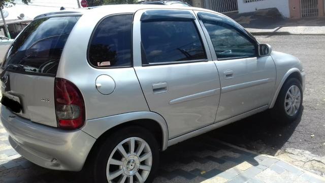 Vendo Corsa Milenium 2001 em ótimo estado!