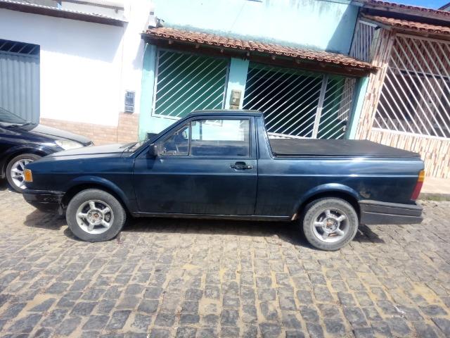 Vendo saveiro 96 td forrado com vidro trava e alarme - Foto 9