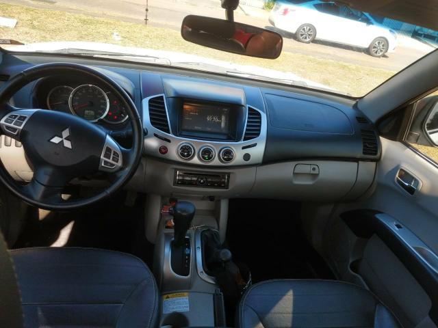 Mitsubishi L200 Triton HPE 3.2 top de linha 4x4 turbo - Foto 8