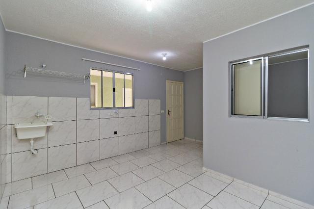 Apartamento ótimo, próximo ao terminal pinheirinho em frente ao mercado condor - Foto 5