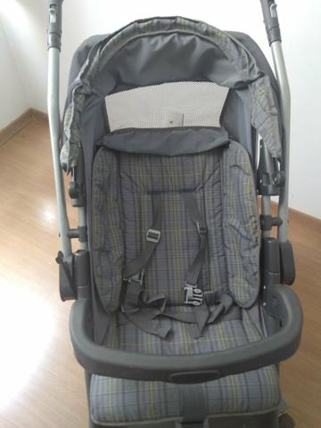 Carrinho e bebê conforto