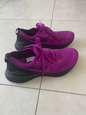 nike react roxo