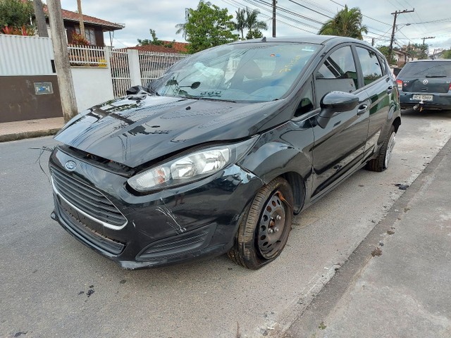 Sucata Ford New Fiesta 1.5 16v 2014 Câmbio Manual Somente Para Venda De Peças 