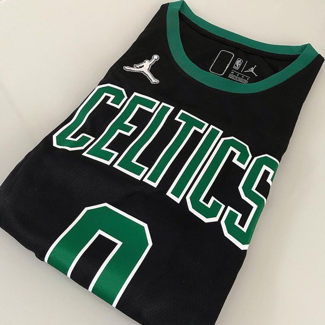 Blusas de Basquete Variadaa