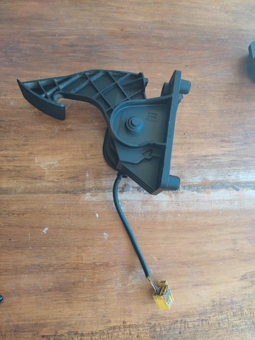 Pedal Do Acelerador Onibus Mercedes Benz Mb 1215c/1620/1318 A *4 - Foto 3