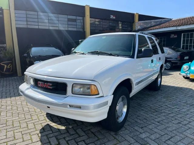 Chevrolet Blazer americana 1995 branca em perfeito estado