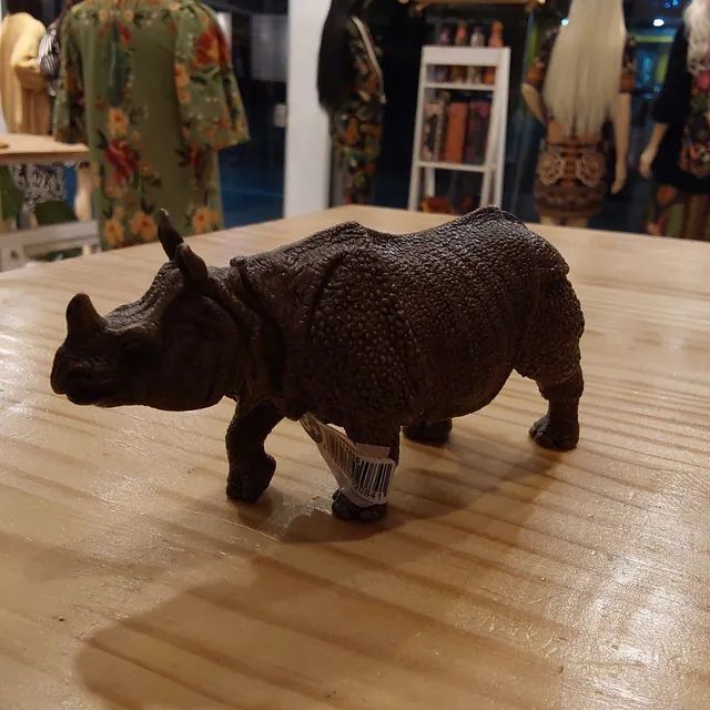 Rinoceronte da Índia schleich novo com tag 2023