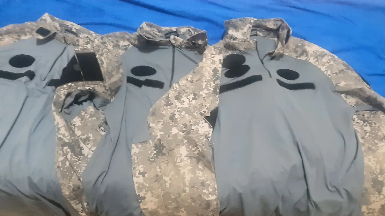 3 Blusas Camufladas