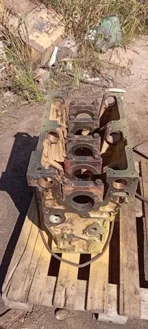 Bloco do Motor Caterpillar 3304 - Foto 4