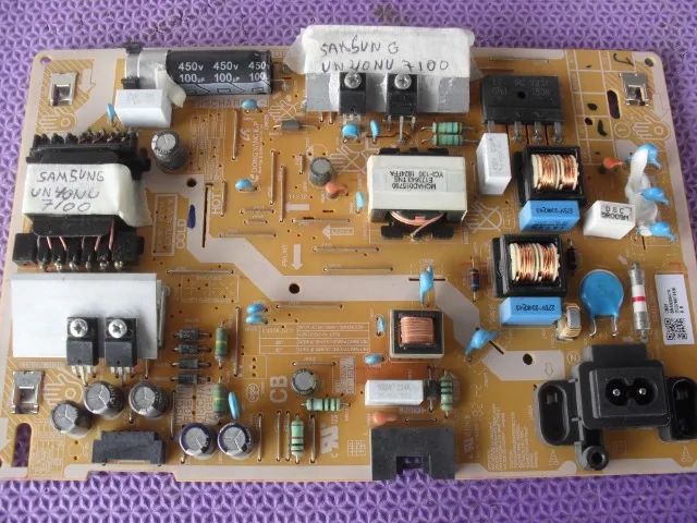 Tv Samsung UM 40 NU7100 placa - Foto 2