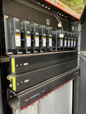 Plataforma OTN OptiX OSN 9800 U32 - Foto 3