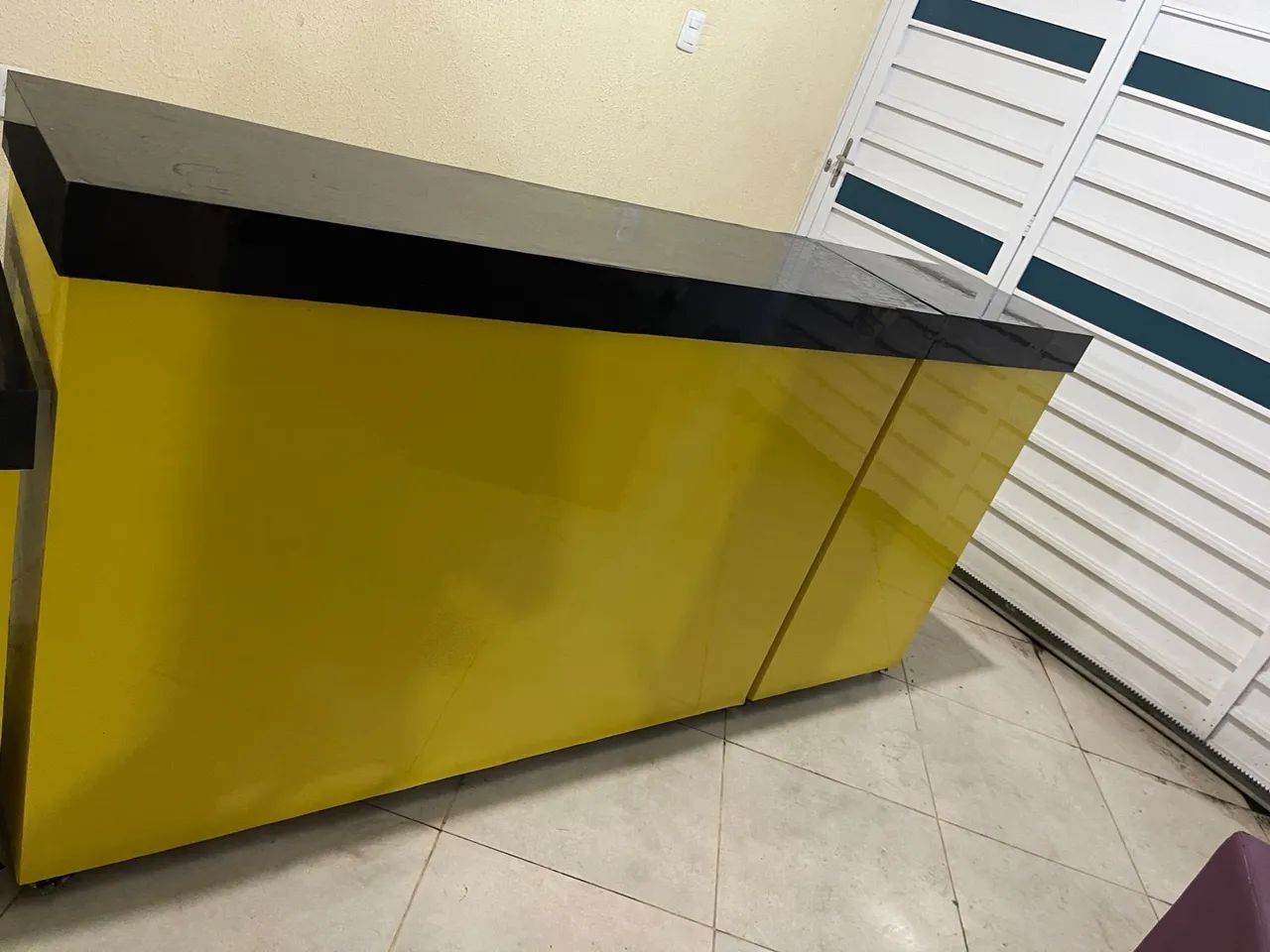 Balcão Comercial em Madeira e Aço