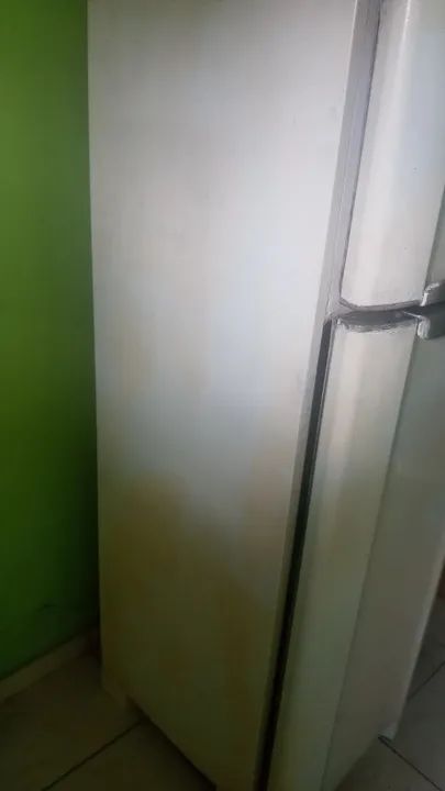 Geladeira c defeito - Foto 2