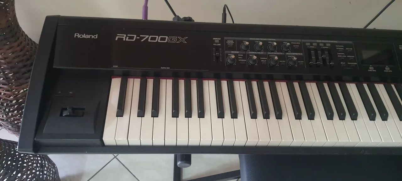 Roland RD-700GX Piano Digital - Instrumentos musicais - Parque Reboucas,  São Paulo 1347894916 | OLX