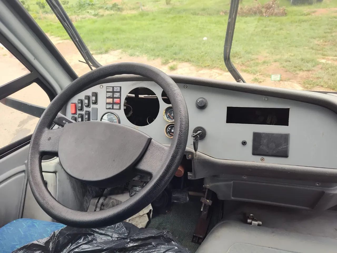 Microônibus volare A6 24 lugares , leia o anúncio  - Foto 2