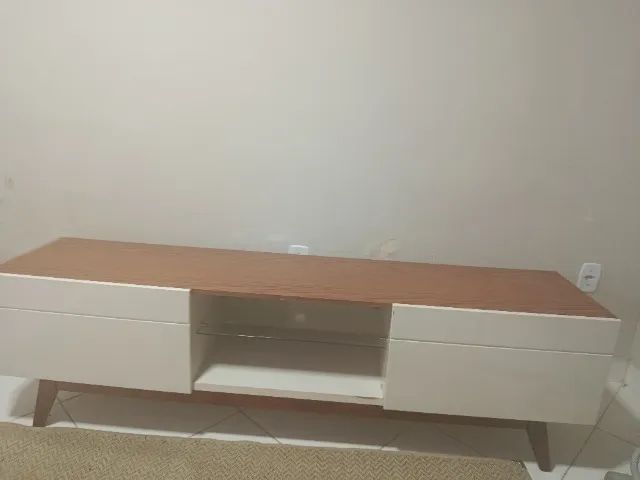 Rack moderno pés madeira maciça - Foto 2