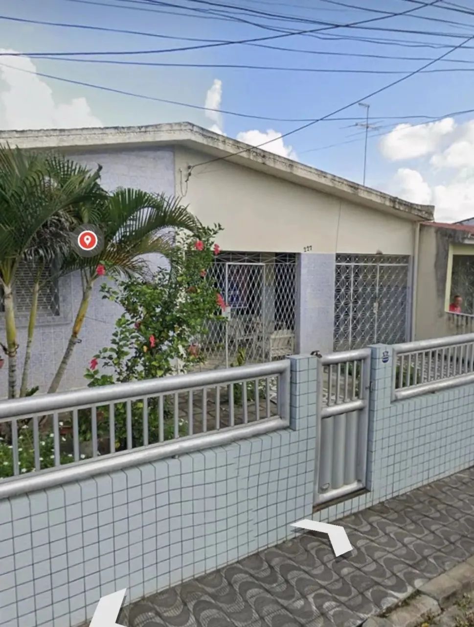 Casa no centro ampla, oportunidade!!