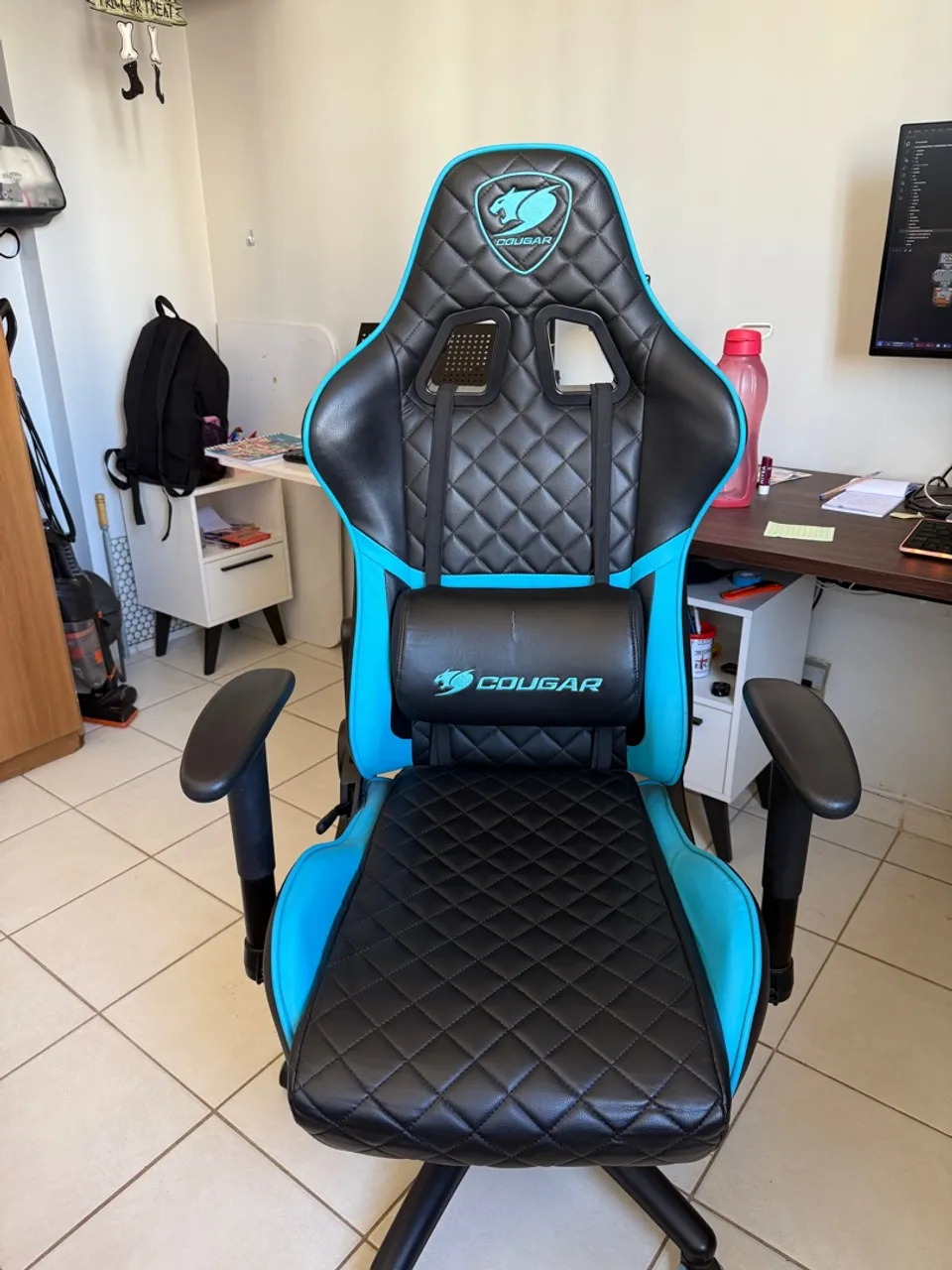 Cadeira Gamer Cougar Armor One