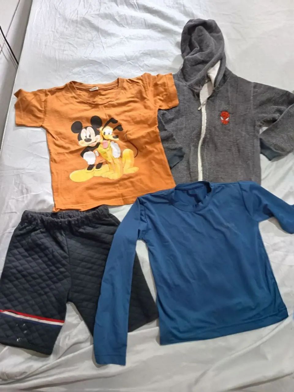 MENOR PREÇO! - LOTE de roupas menino entre 3 à 7 anos conservadas! - Foto 3