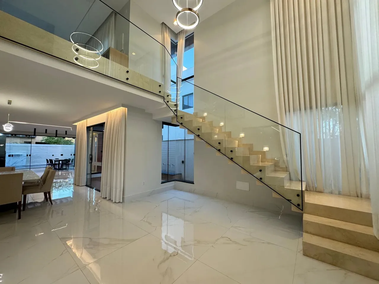 Casa com 4 suites no condomínio Sunset Boulevard