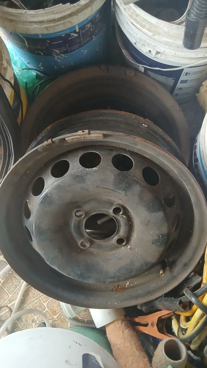 Vendo 2 rodas 200 reais
