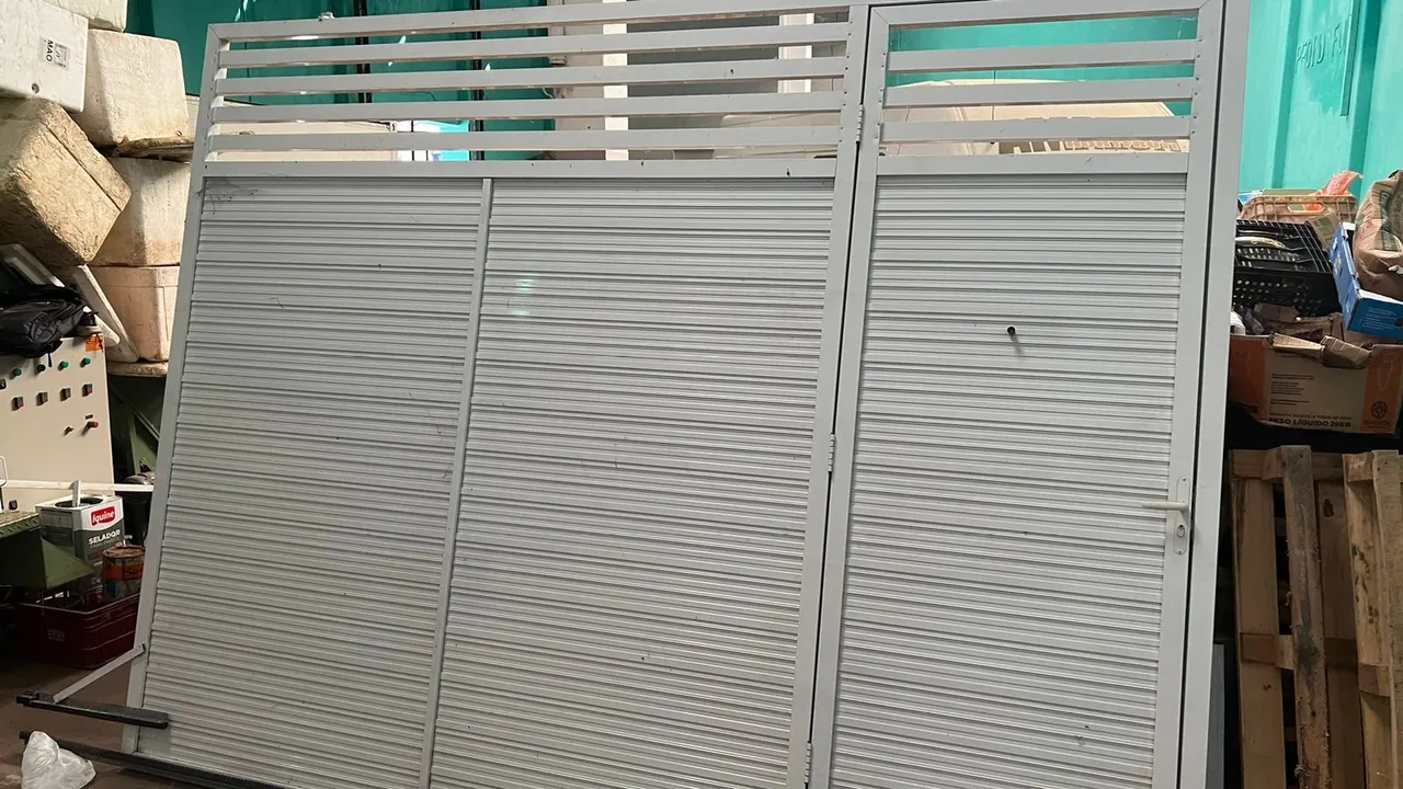Portão de Alumínio Branco - segurança para sua casa