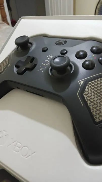 Controle Xbox One Edição Especial Recon Tech