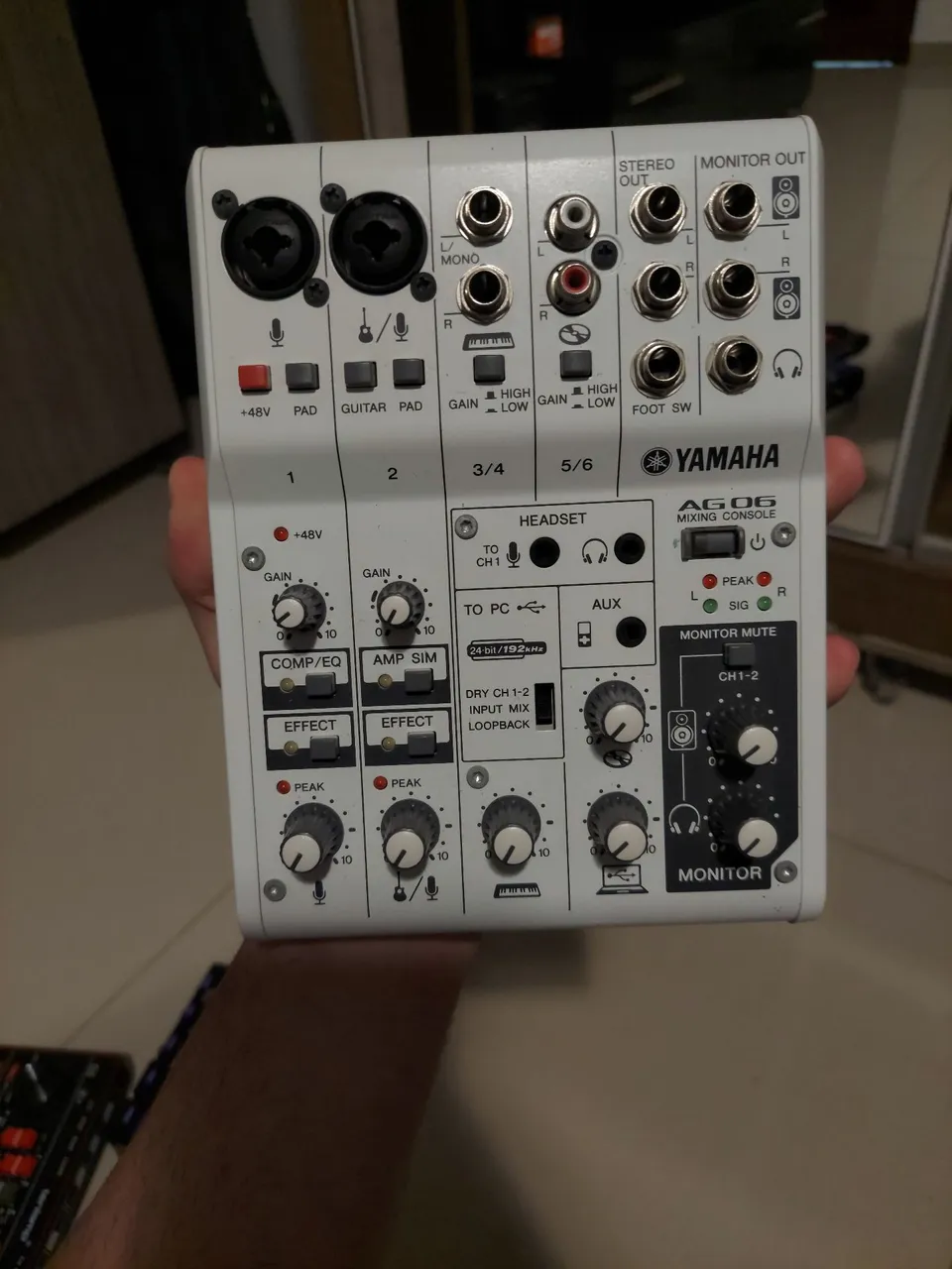 Mixer Yamaha AG06