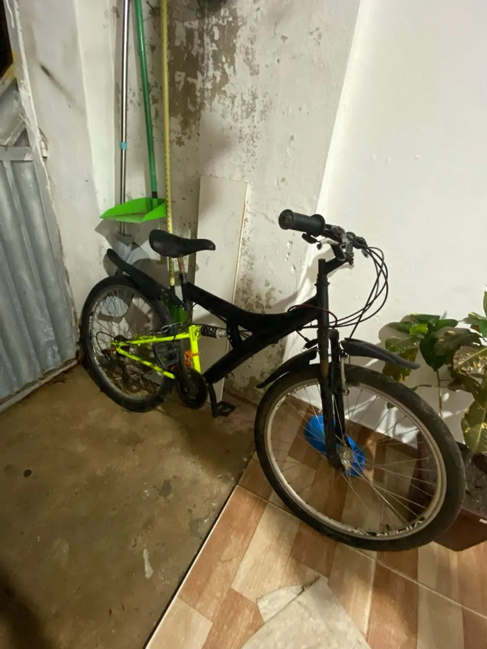 Bicicleta Aro 26 - Ideal para Passeios e Trilhas