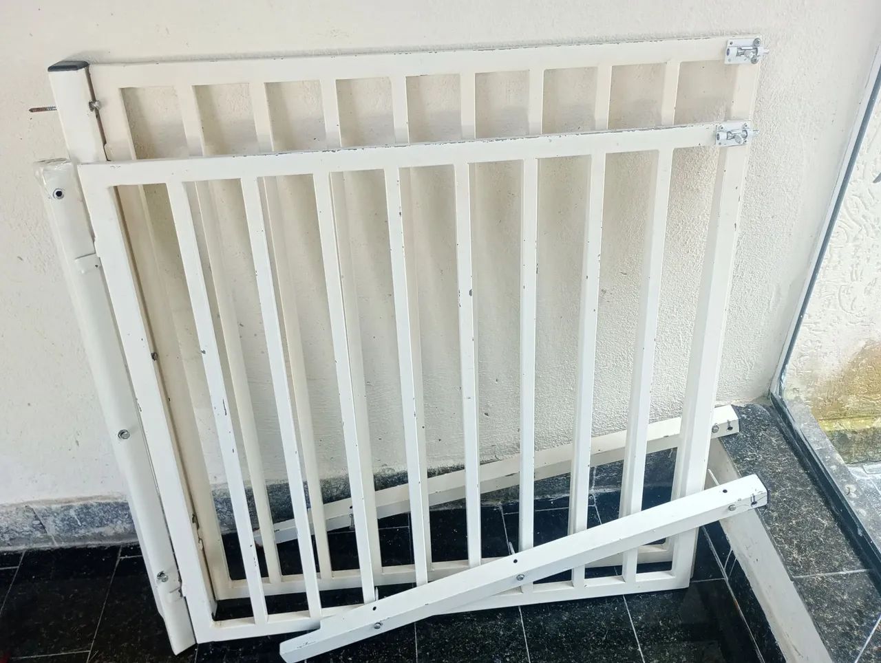 2 portões de proteção, vendo separado