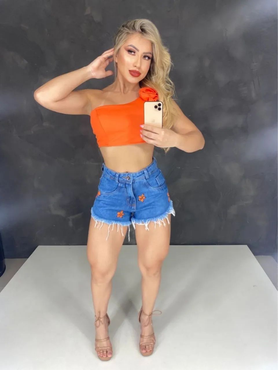 Shorts jeans flor 
