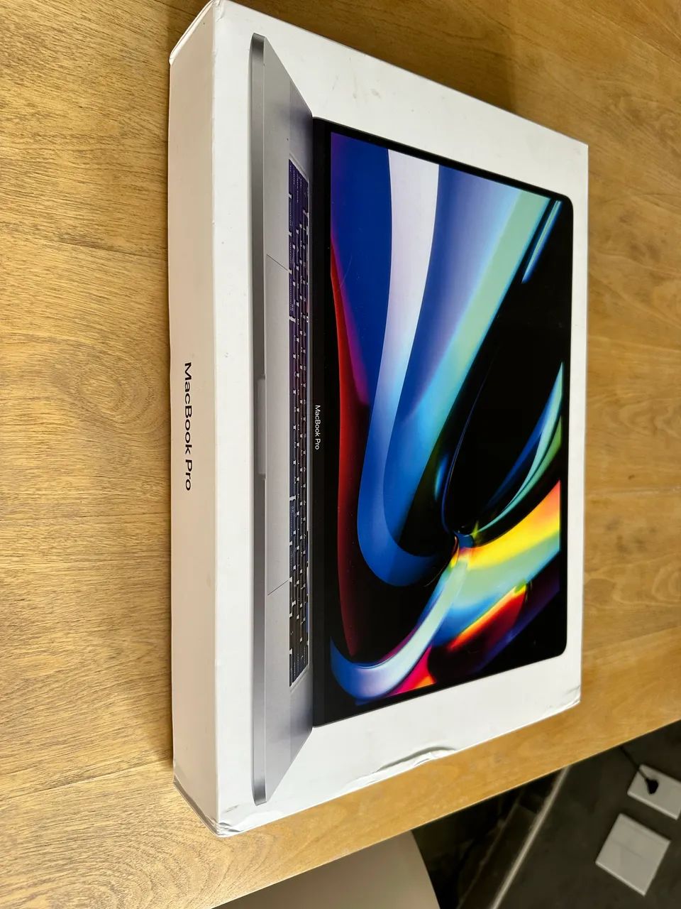 MacBook Pro i9 16 pol. 1tb - Foto 4